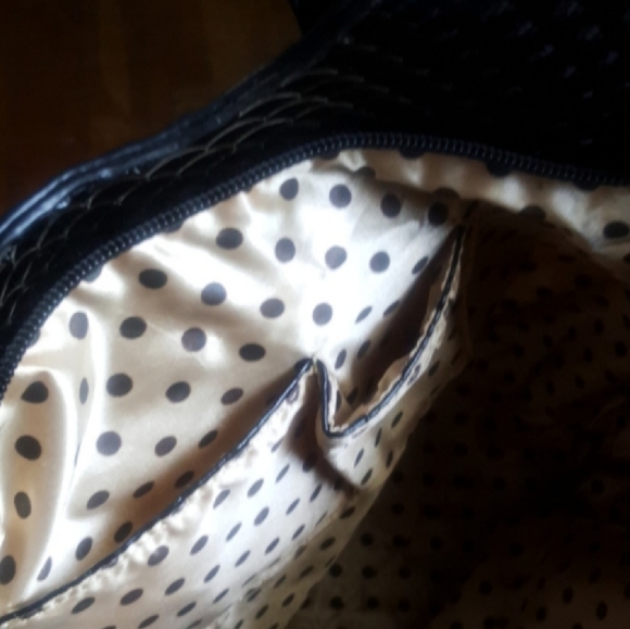 Handbag - Picture 9 of 15